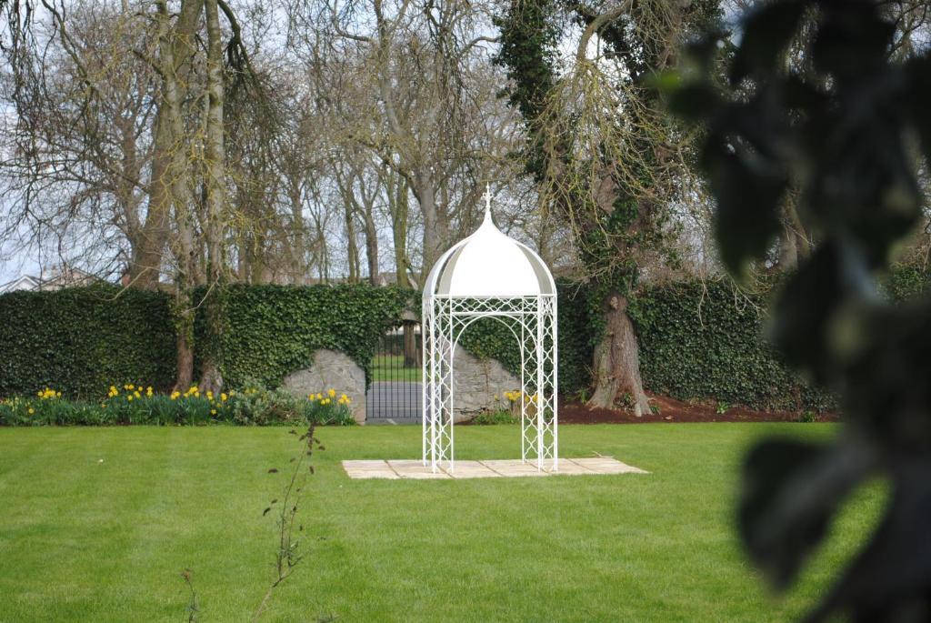 Celbridge Manor Hotel Екстериор снимка